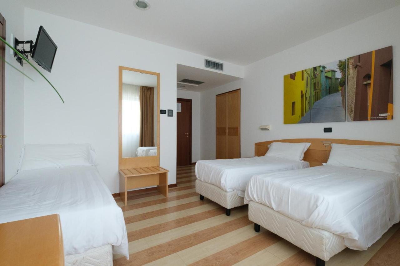 Hotel Portavaldera Peccioli Екстер'єр фото