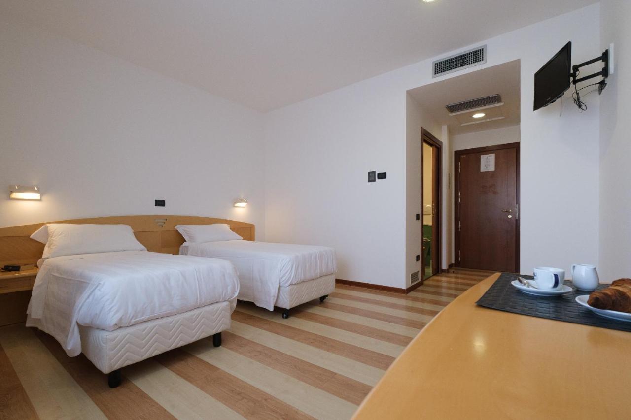 Hotel Portavaldera Peccioli Екстер'єр фото