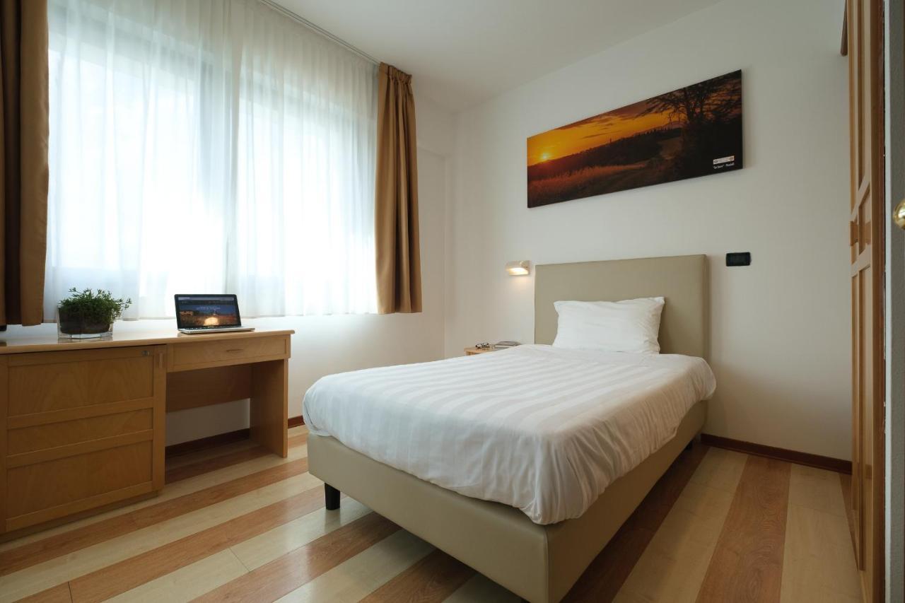 Hotel Portavaldera Peccioli Екстер'єр фото