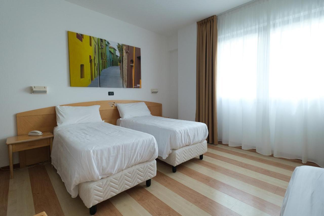 Hotel Portavaldera Peccioli Екстер'єр фото